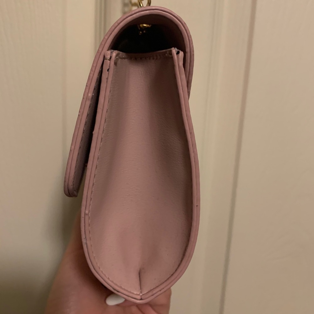 💓Pink crossbody💓 - Picture 5 of 8